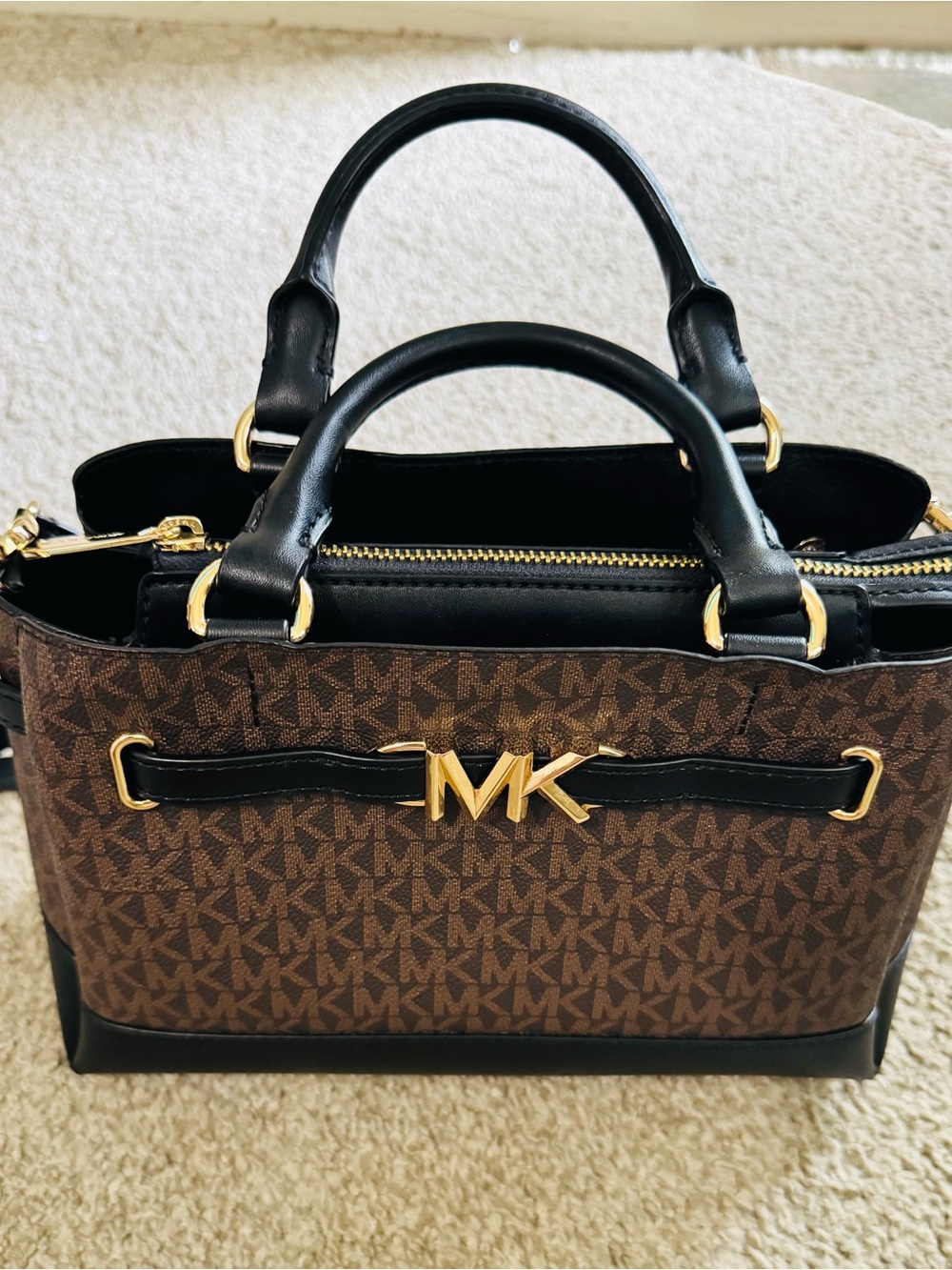 Michael Kors CrossBody Purse